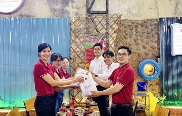LONG GIA CÁT TỔ CHỨC TIỆC CHÚC MỪNG 20/10 CHO CBNV CÔNG TY